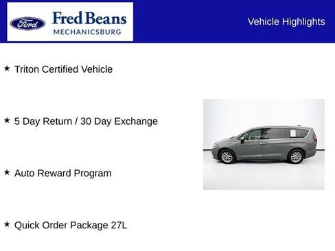 Used 2023 Chrysler Pacifica Touring-L FWD image 7