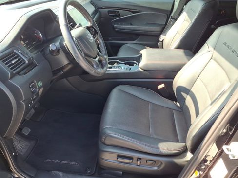 Used 2024 Honda Passport Black Edition image 10