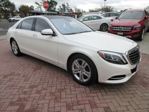 Used 2017 Mercedes-Benz S 550 Sedan image 79