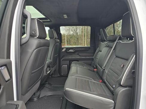 New 2026 GMC Sierra 2500 AT4X AWD/4WD image 11