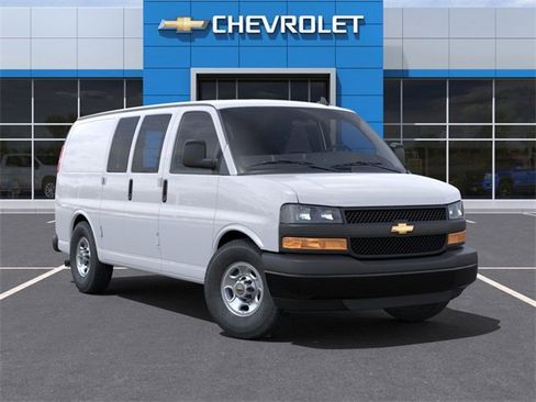 New 2025 Chevrolet Express 3500 w/ Driver Convenience Package image 7