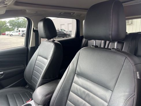 Used 2014 Ford Escape Titanium FWD image 10