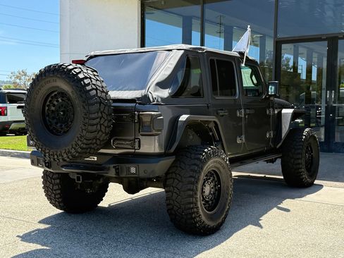 Used 2018 Jeep Wrangler Unlimited Rubicon AWD/4WD image 16