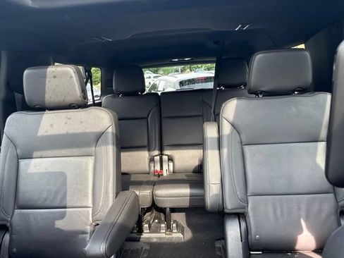 Used 2021 Chevrolet Suburban Z71 w/ Rear Media and Nav Package AWD/4WD image 13