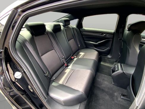 Used 2022 Honda Accord Sport image 20