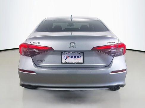 Used 2023 Honda Civic Sport image 6