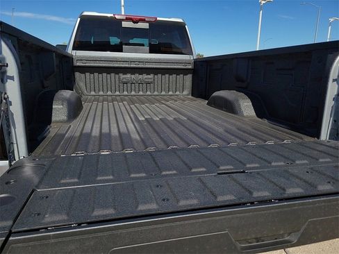 New 2026 GMC Sierra 3500 Denali w/ Denali Reserve Package image 15