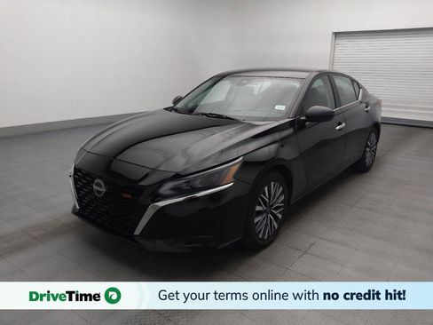Used 2025 Nissan Altima 2.5 SV FWD image 1