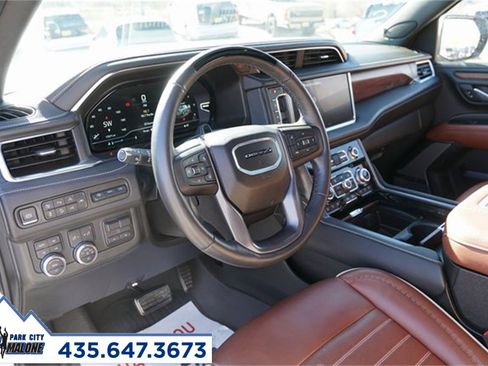 Used 2024 GMC Yukon Denali Ultimate image 13