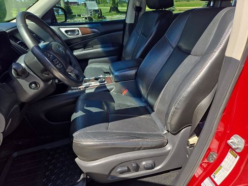 Used 2014 Nissan Pathfinder Platinum w/ Platinum Premium Package AWD/4WD image 16