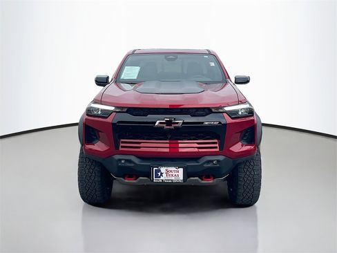 Used 2024 Chevrolet Colorado ZR2 w/ Technology Package image 2