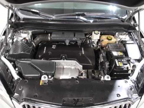 Used 2018 Buick Envision Essence image 44