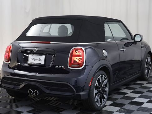 Certified 2023 MINI Cooper S image 17