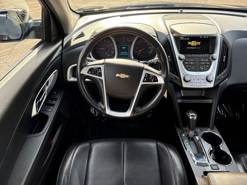 Used 2017 Chevrolet Equinox LT image 13