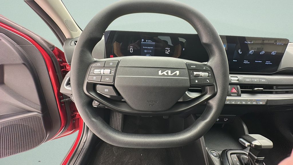 Used 2025 Kia K4 FWD image 15