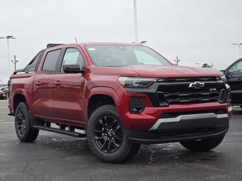 New 2026 Chevrolet Colorado Z71 w/ Midnight Edition AWD/4WD image 2