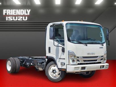 New 2024 Isuzu NPR