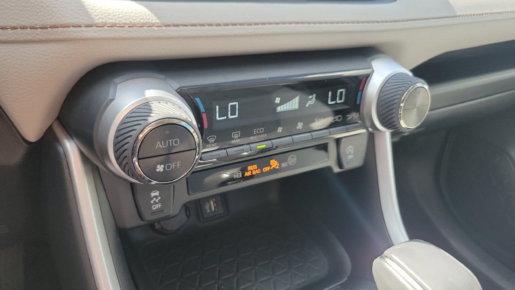 Used 2024 Toyota RAV4 XLE Premium FWD image 19