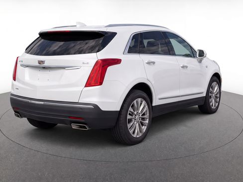Used 2017 Cadillac XT5 Premium Luxury w/ LPO, Wheel Lock Package AWD/4WD image 4