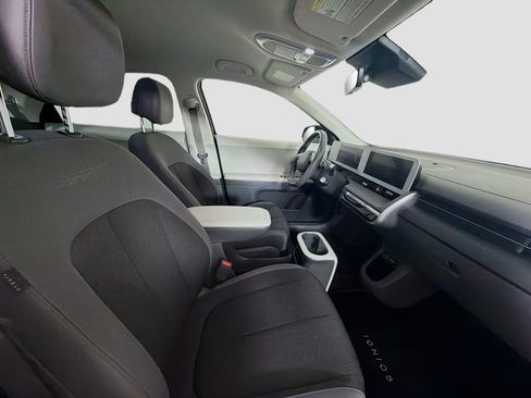 Used 2024 Hyundai Ioniq 5 SEL RWD image 30