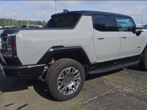 Used 2025 GMC Hummer EV 3X AWD/4WD image 2