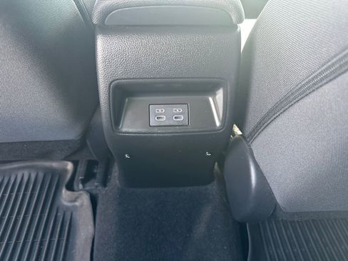 Used 2024 Toyota Corolla LE FWD image 21