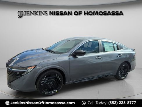 New 2026 Nissan Sentra SR w/ Floor Mat Package FWD image 13