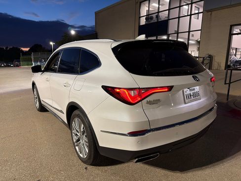 Used 2023 Acura MDX w/ Advance Package AWD/4WD image 4