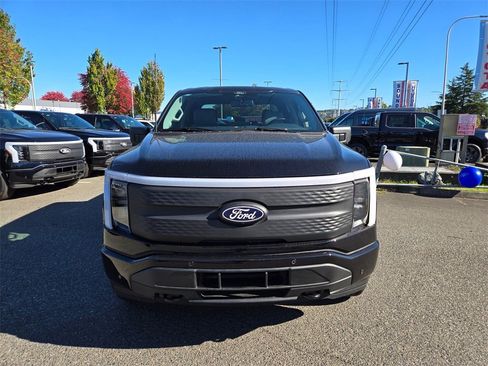 New 2025 Ford F150 Lightning Flash image 2