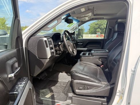 Used 2017 Chevrolet Silverado 2500 LTZ w/ Duramax Plus Package AWD/4WD image 9