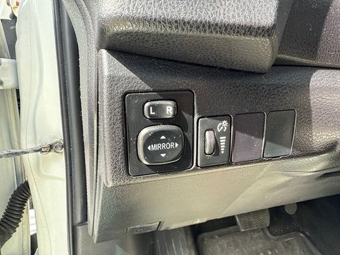 Used 2016 Toyota Corolla S Special Edition FWD image 10