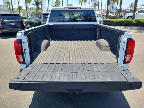 Used 2022 GMC Sierra 2500 SLE w/ SLE Value Package; AWD/4WD image 24