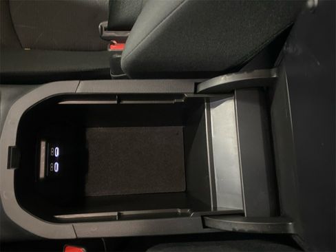 Used 2023 Toyota RAV4 XLE w/ Convenience Package image 22