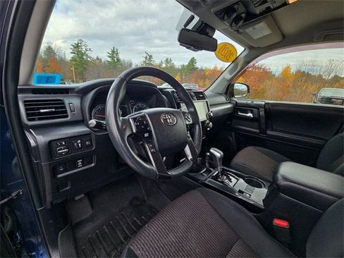 Used 2020 Toyota 4Runner TRD Off-Road Premium image 10