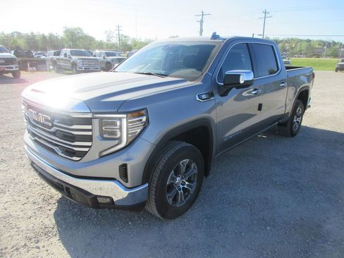 New 2026 GMC Sierra 1500 SLT AWD/4WD image 10