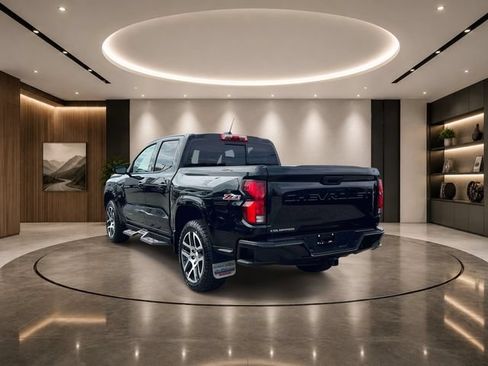 Certified 2023 Chevrolet Colorado Z71 w/ Advanced Trailering Package AWD/4WD image 8