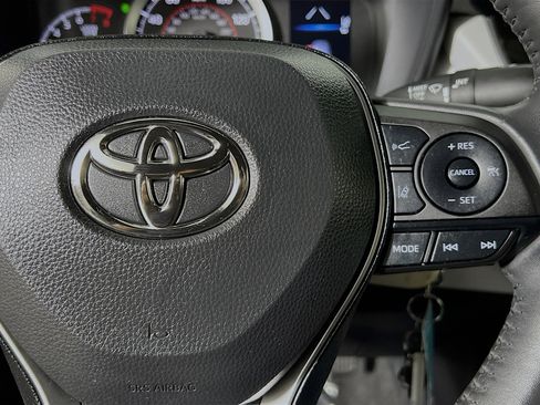 Used 2022 Toyota Corolla SE image 20