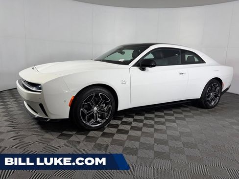 Used 2024 Dodge Charger Daytona R/T w/ Plus Group AWD/4WD image 1