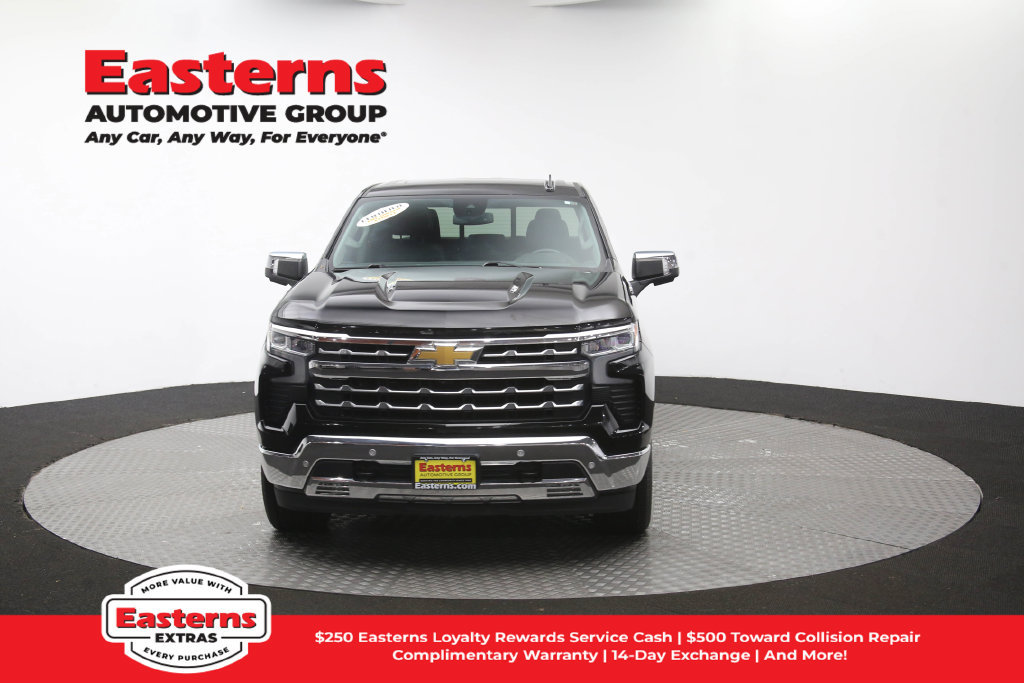 Used 2023 Chevrolet Silverado 1500 LTZ w/ LTZ Convenience Package II AWD/4WD image 62