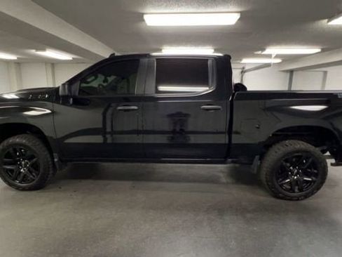 Certified 2022 Chevrolet Silverado 1500 Custom Trail Boss w/ Midnight Edition AWD/4WD image 5