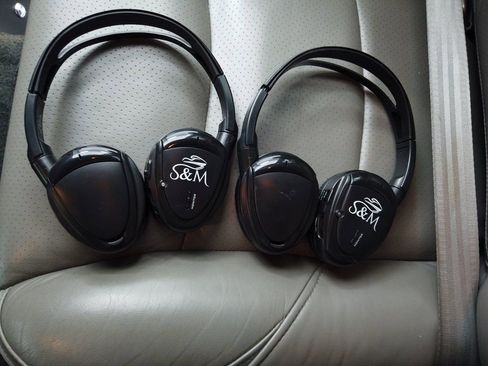 Used 2020 GMC Savana 2500 Extended w/ Enhanced Convenience Package image 54