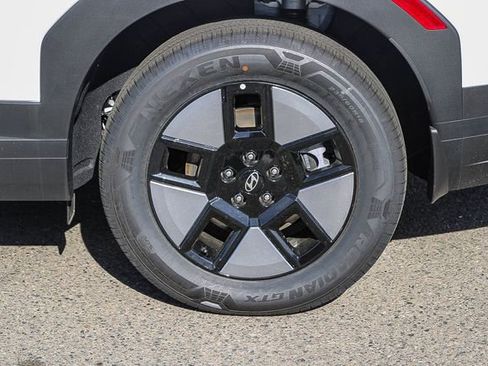 New 2026 Hyundai Santa Fe SE image 12