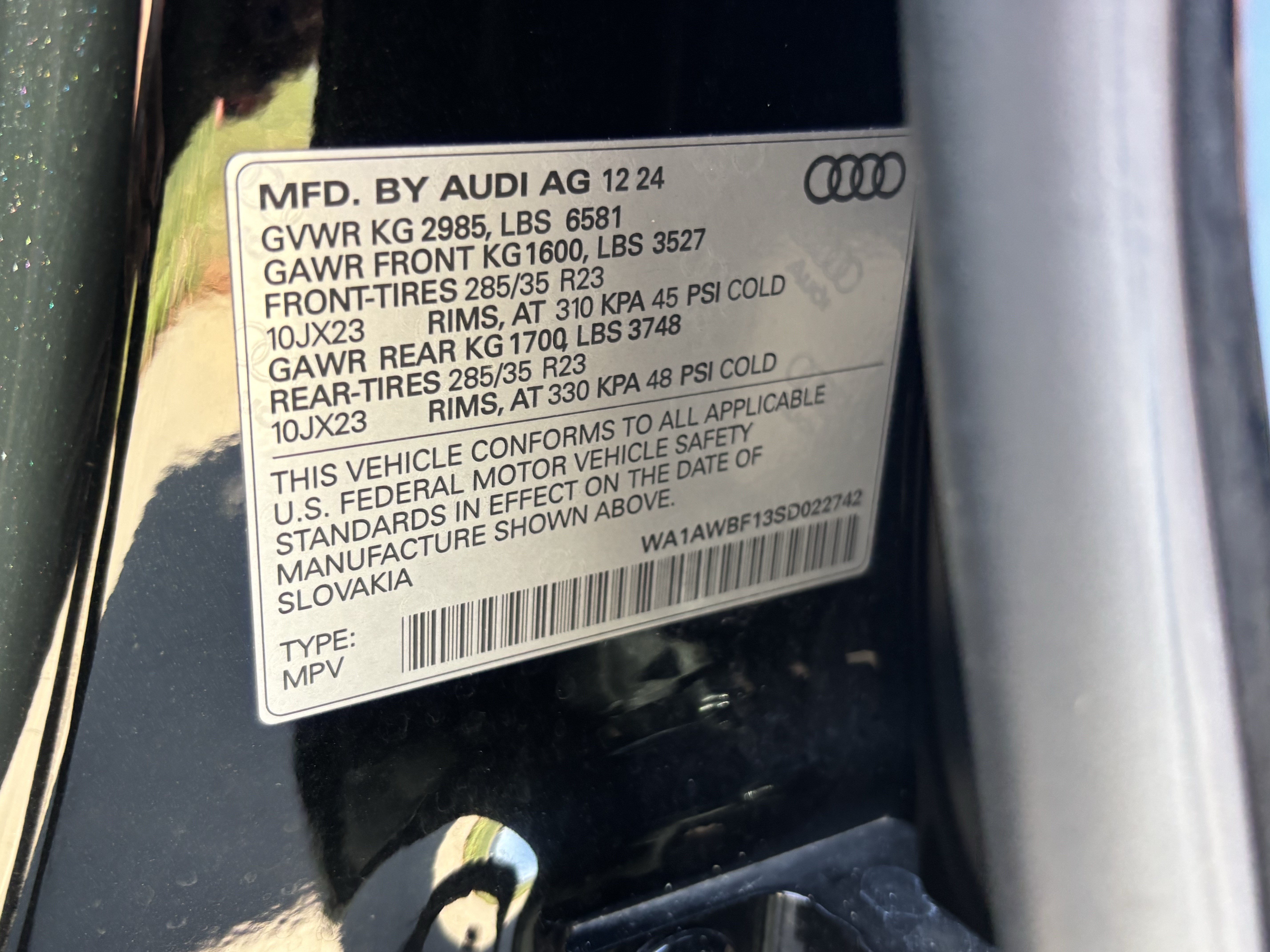 Used 2025 Audi SQ8 Premium Plus AWD/4WD image 36