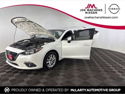 Used 2015 MAZDA MAZDA3 i Touring w/ Technology Package image 10