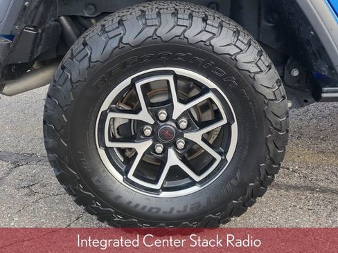 Used 2024 Jeep Wrangler Unlimited Rubicon AWD/4WD image 6
