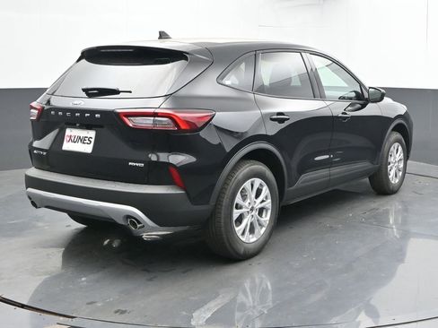 New 2026 Ford Escape Active w/ Cold Weather Package image 9