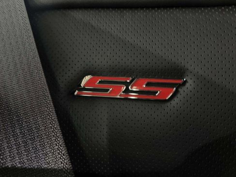 Used 2017 Chevrolet Camaro SS image 39