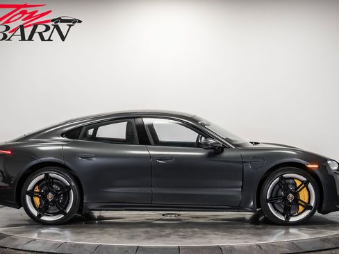 Used 2021 Porsche Taycan Turbo S image 6