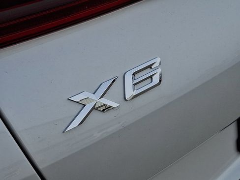 New 2026 BMW X6 xDrive40i image 24