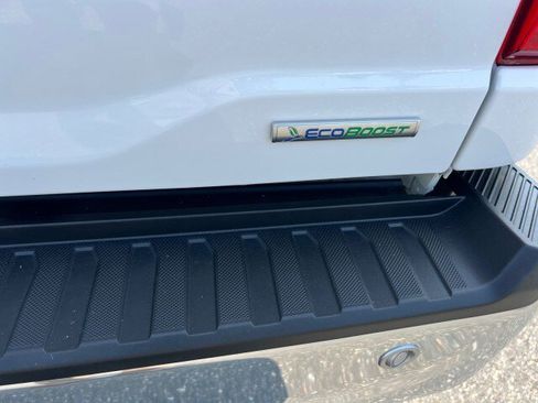 Certified 2022 Ford F150 XLT w/ Equipment Group 302A High image 21